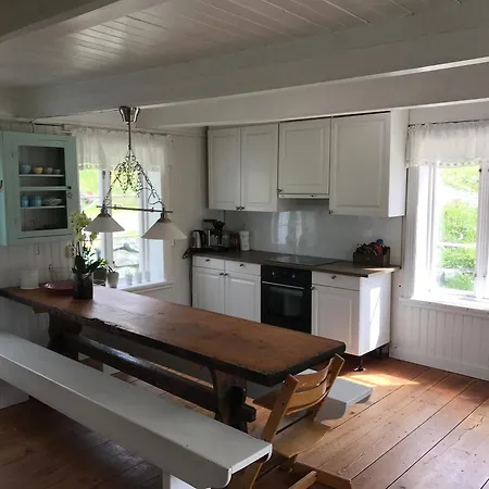 Kır Evi Landlig Idyll Med Fjordutsikt *