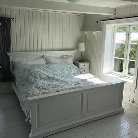 Casa rural Landlig Idyll Med Fjordutsikt Valsøybotn